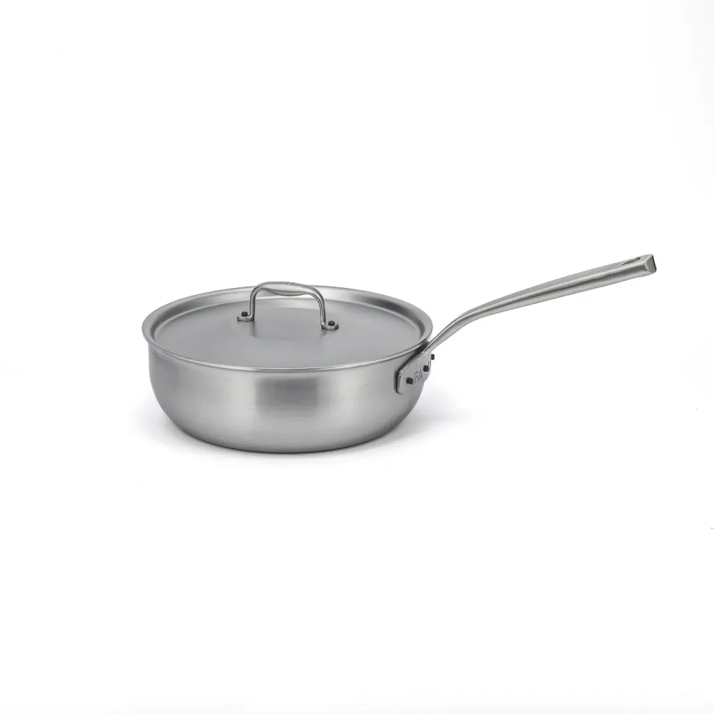 SCS2568SI Saucier spherical 24cm with lid.webp